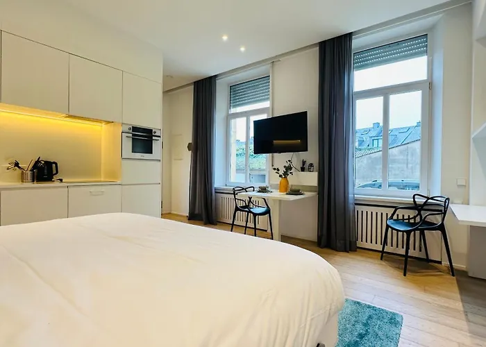 Fischer A La Petrusse 002 Apartment *